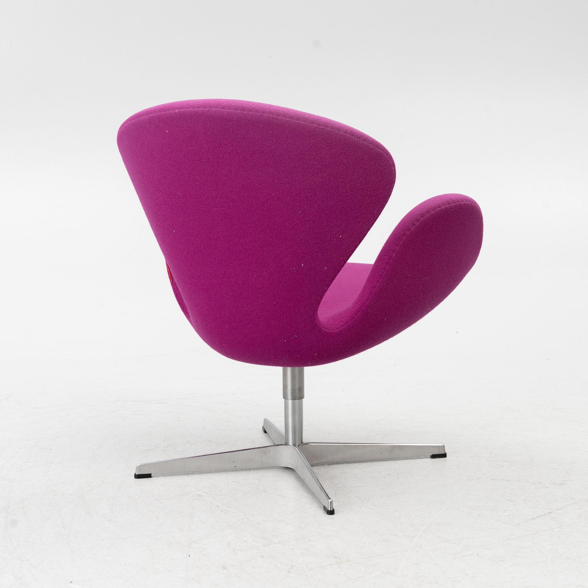 Arne Jacobsen, "Svanen", Fritz Hansen, Danmark.
