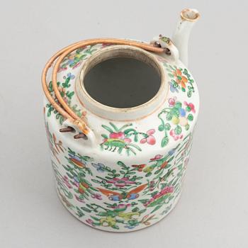 Parti, fyra delar, porslin, Kina, sen Qingdynasti, Kanton, samt 1900-tal.