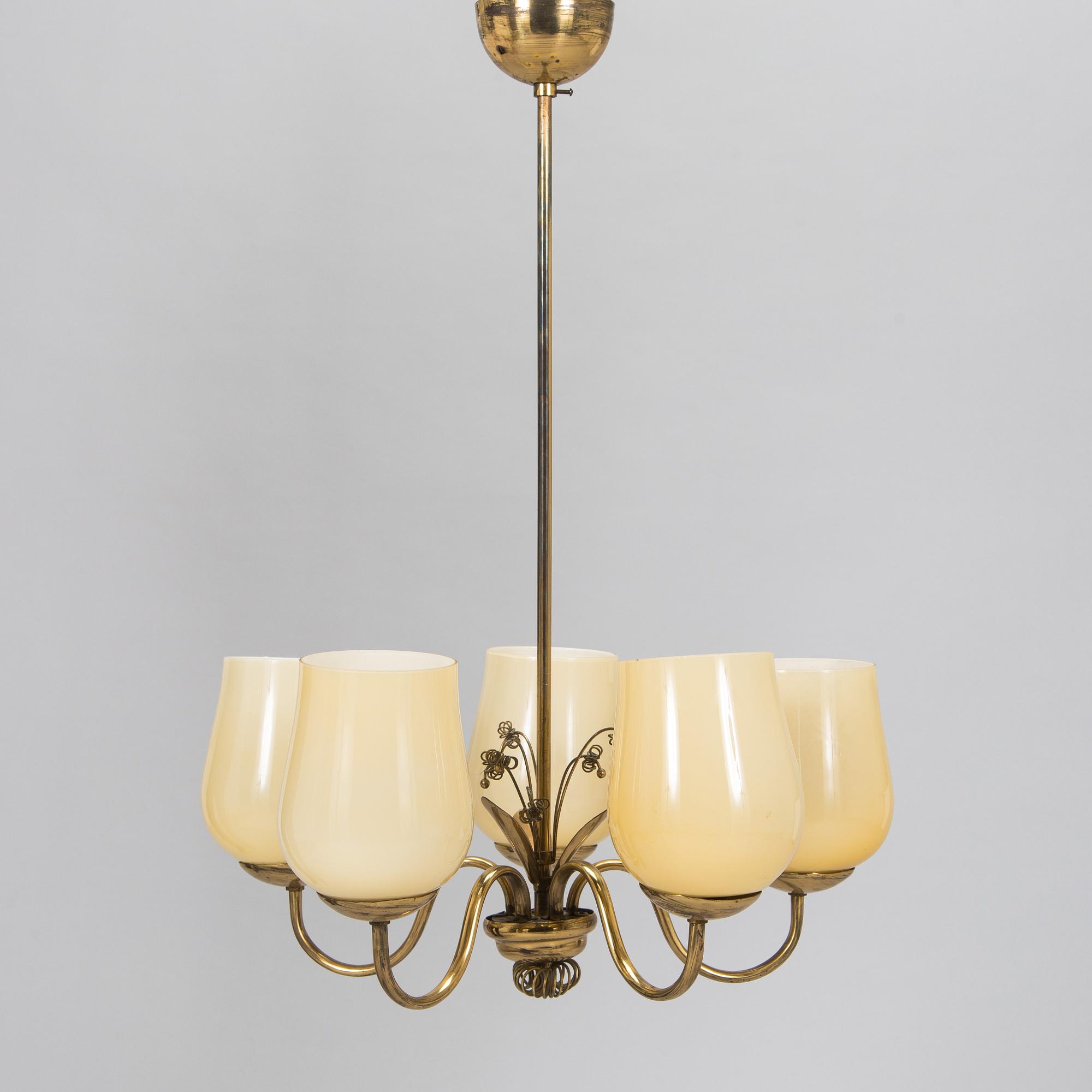 Taklampa,  tillverkare V. Soini Oy, 1900-talets mitt.