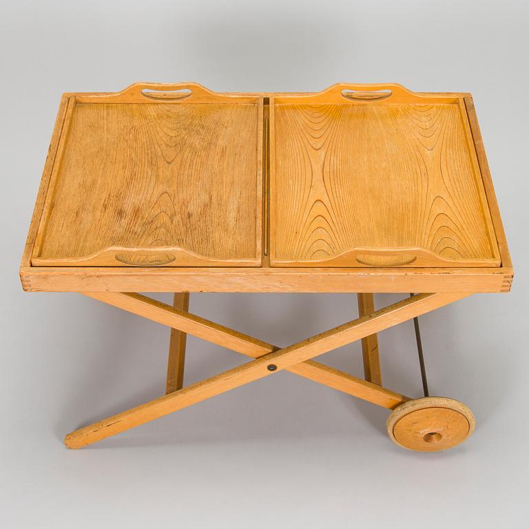 Aulis Leinonen & Tapio Wirkkala, a '3980' tea trolley. Manufactured by Asko 1959-1960.