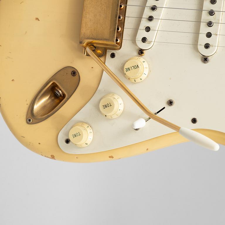 Fender, "Stratocaster", "Custom Relic", "CS50", electric guitar, 1997, USA.