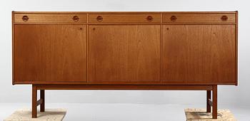 SIDEBOARD, Ulferts, Tibro, 1900-talets andra hälft.