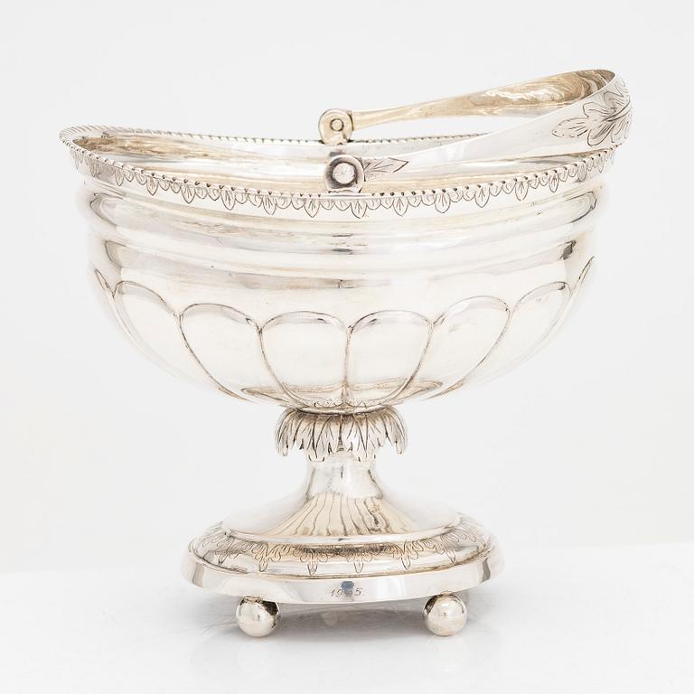 A Biedermeier silver bonbonnière, maker's mark of Lars Henrik Nordman, Uusikaupunki 1832.