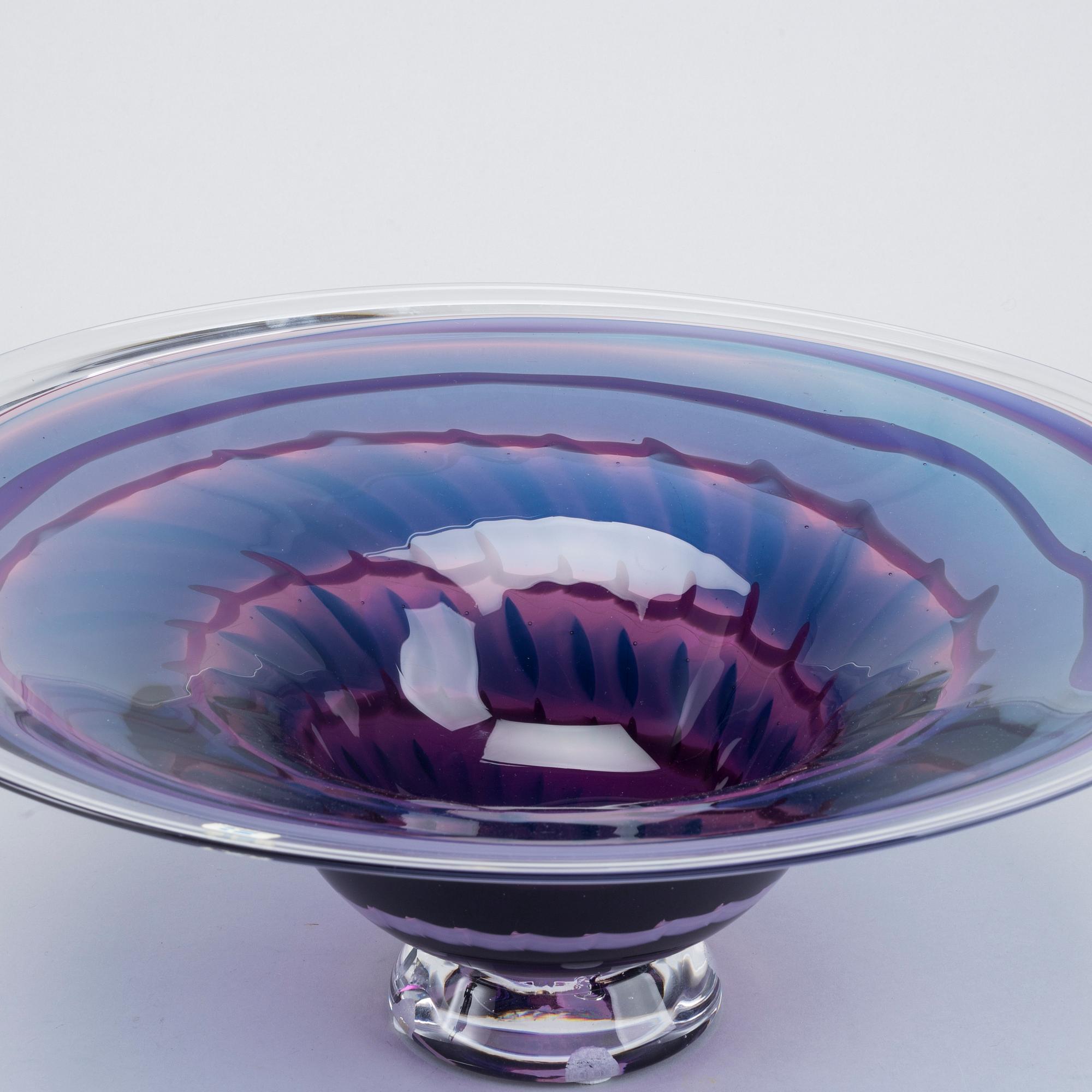 A LINDSHAMMAR BOWL not signed.