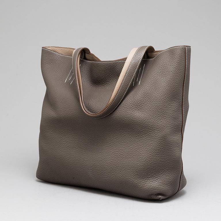 HERMÈS, a 'Double Sens 45' tote bag.