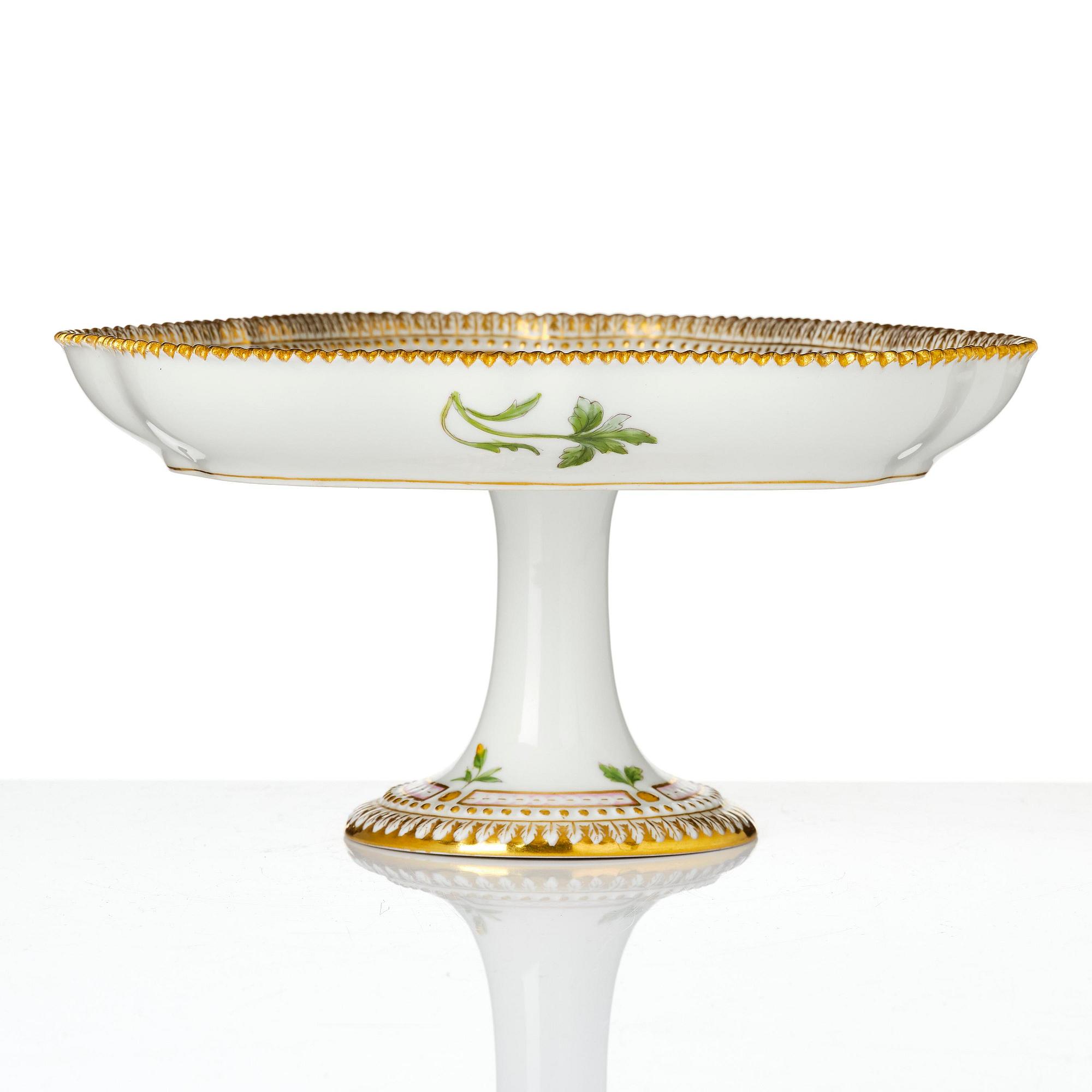 Tazza, porslin. Royal Copenhagen, "Flora Danica", Danmark, 1900-tal.