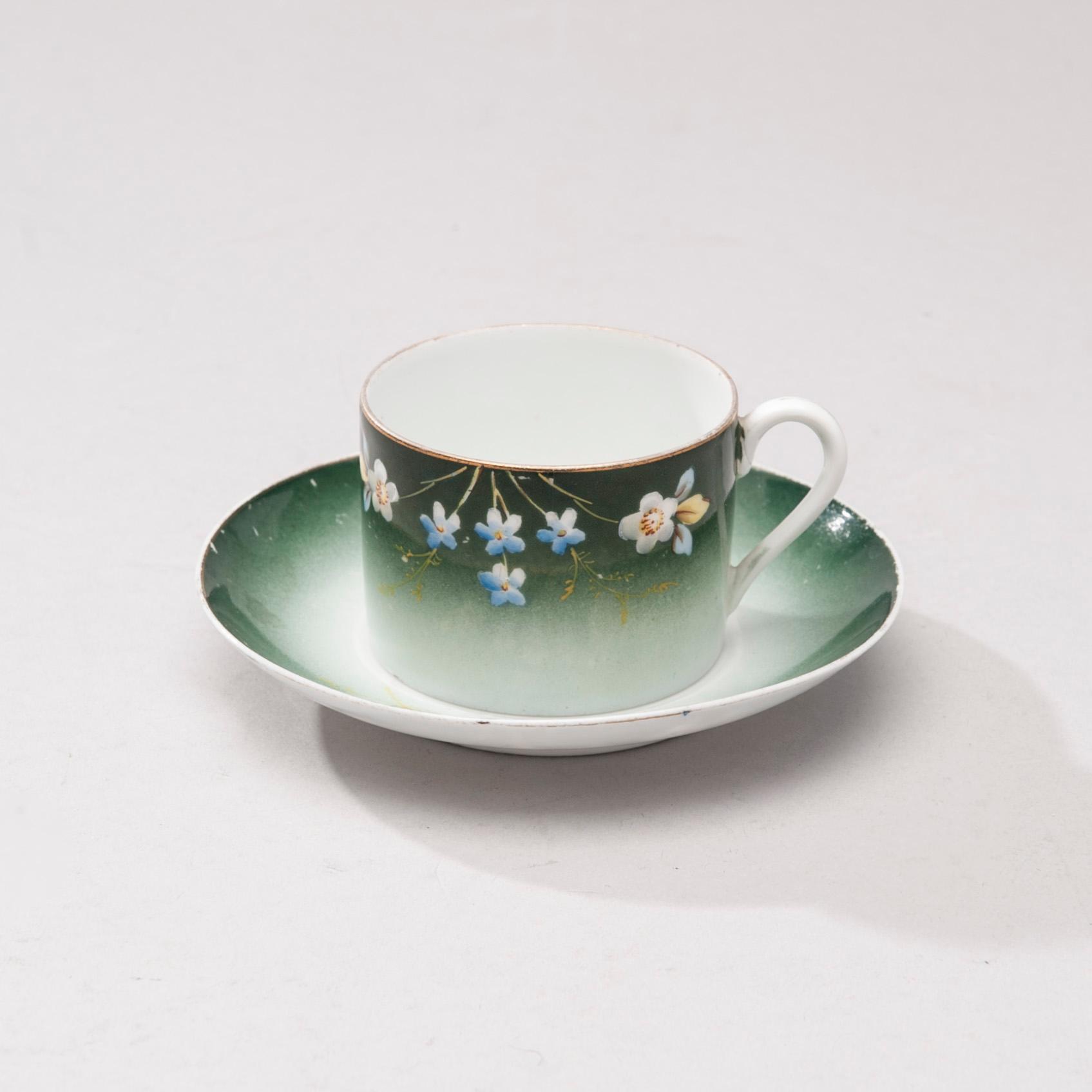 KAFFEKOPP med FAT, porslin, Gardner 1880-1890.