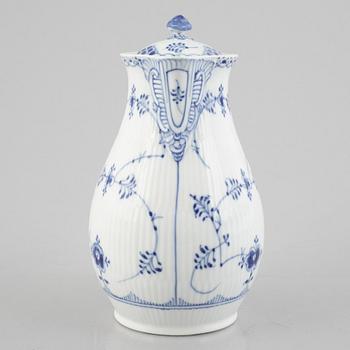 A 'Blue Fluted Half Lace' / 'Musselmalet' chocolate pot, Royal Copenhagen, 1956.