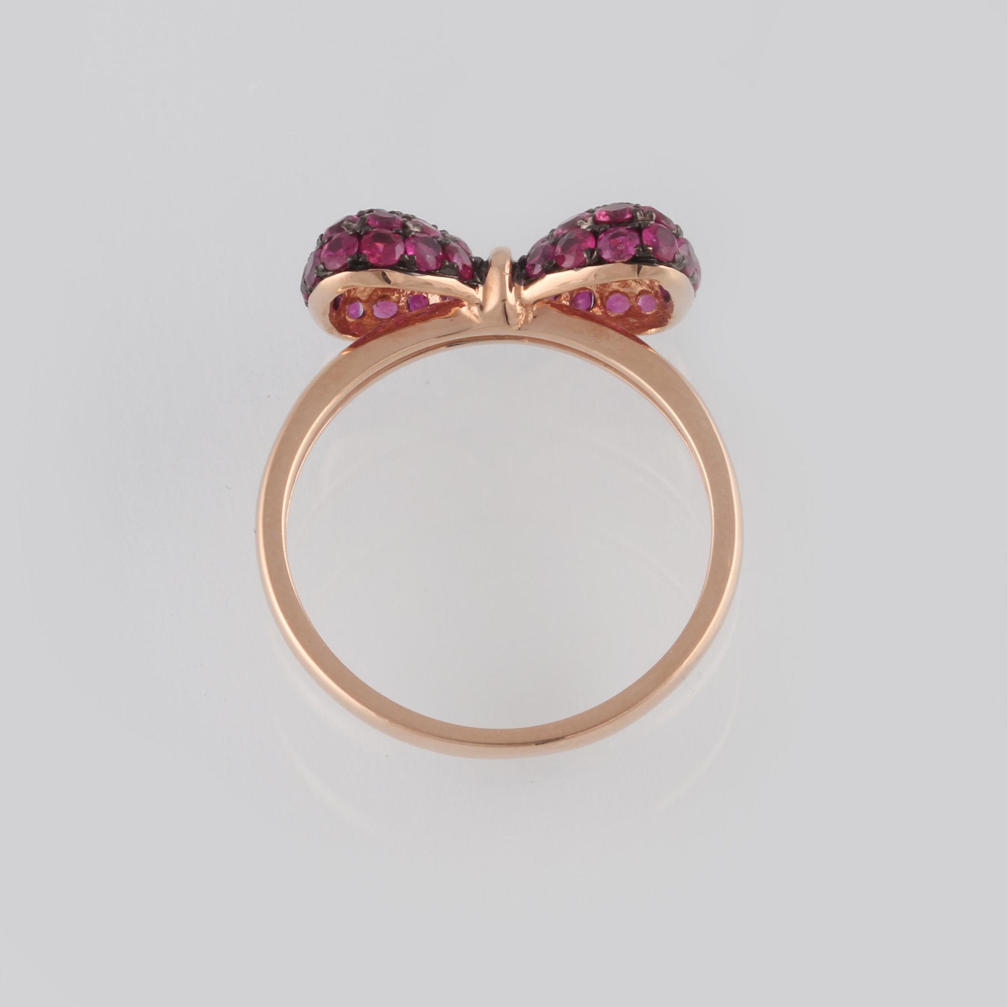 RING, 18K guld med fasettslipade rubiner ca 1.25 ct. Vikt 2,9 gram.