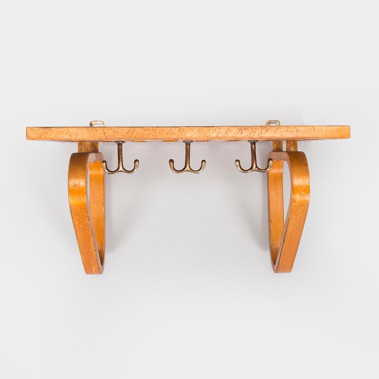 Alvar Aalto, A 1930s coat hanger, model 113, for O.Y. Huonekalu- ja Rakennustyötehdas A.B.
