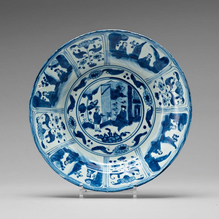 A blue and white kraak dish, Ming dynasty, Wanli (1572-1620).
