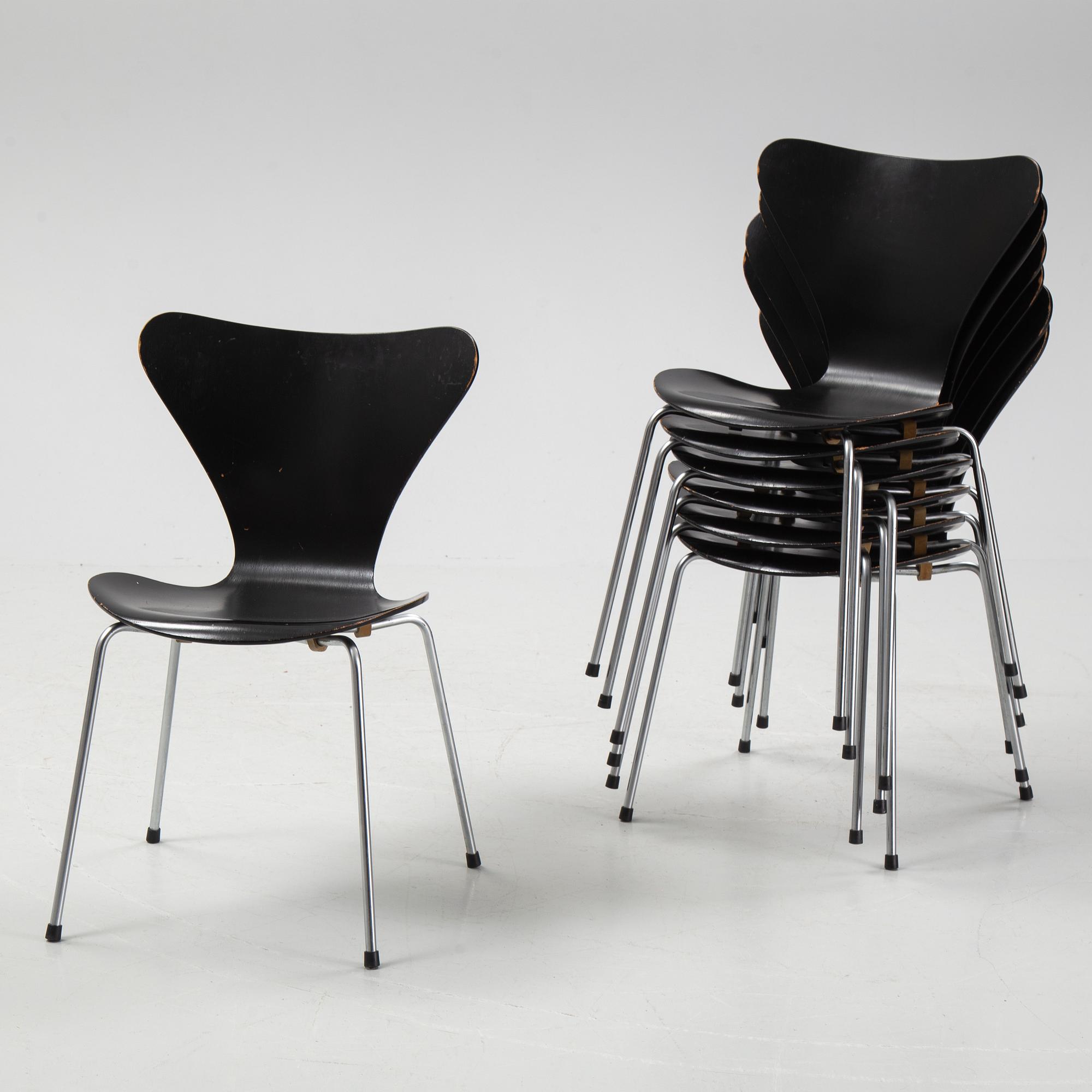 Arne Jacobsen, stolar, 7 st, "Sjuan", Fritz Hansen, Danmark, 1970-tal.