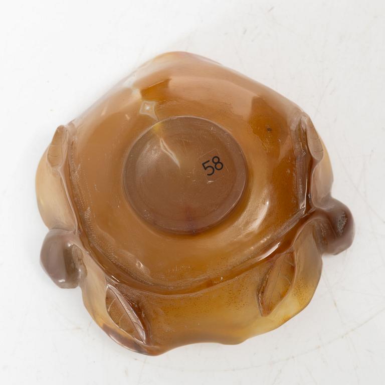 A Chinese agate 'lotus' bowl / brush washer, 20th century.