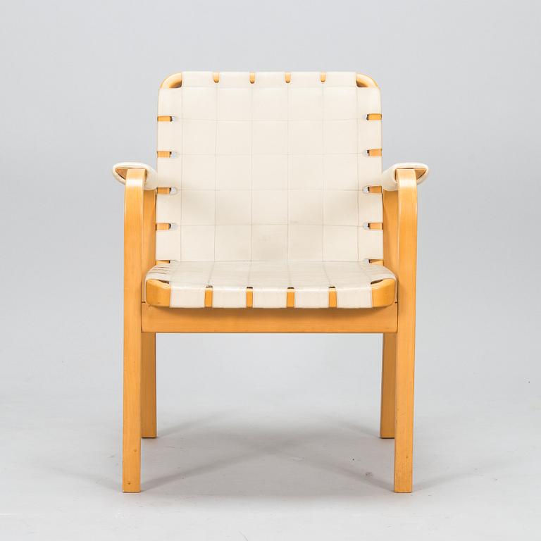 Alvar Aalto, a 1960/70's '45' armchair for Artek.