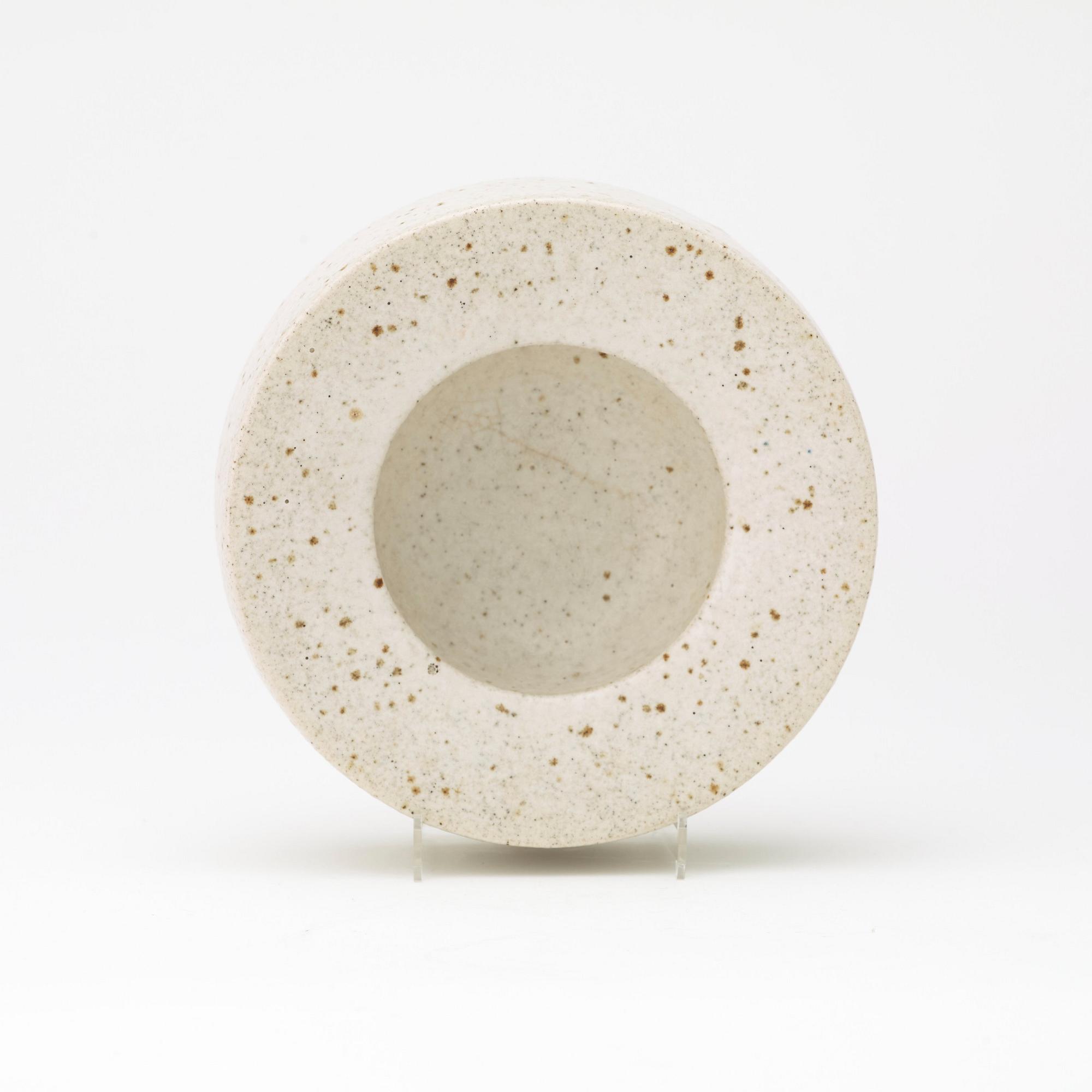 Alev Ebüzziya Siesbye, a stoneware bowl, Denmark 1972.