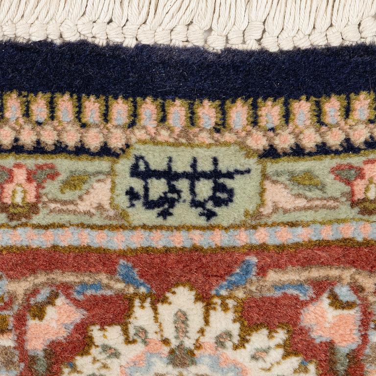 Carpet, Persia, approx. 290 x 195 cm.
