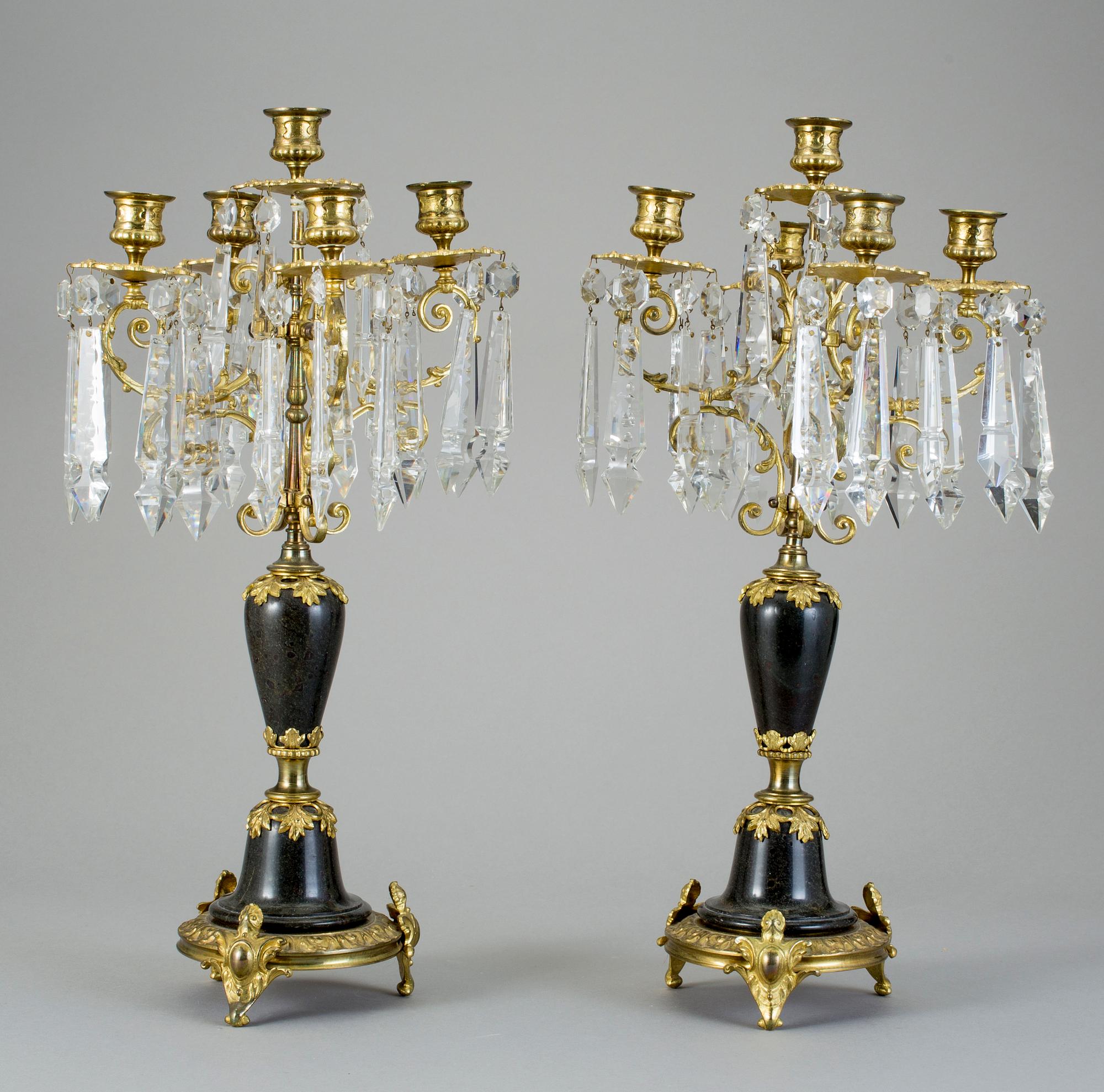 KANDELABRAR, ett par, oscarianska, 1800-talets slut.