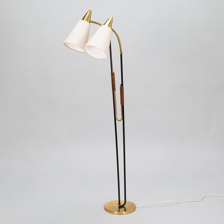 A mid-20th century floor lamp model EN 31 for Itsu.
