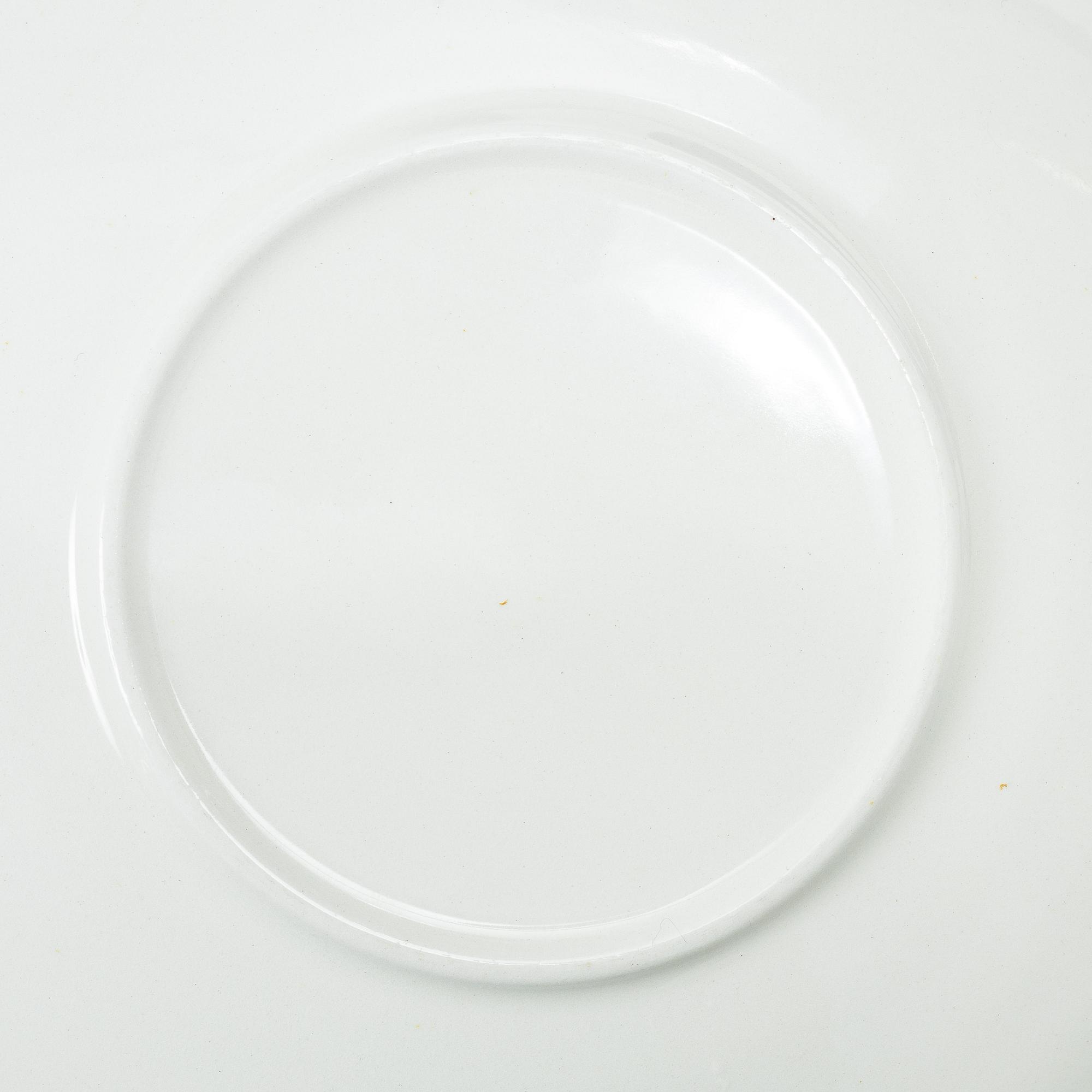 Hertha Bengtson, A 17 piece tableware set, “Blå eld”, Rörstrand.