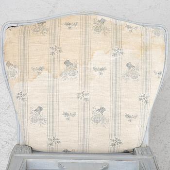 Stolar, 8, st gustaviansk stil, 1900-tal.