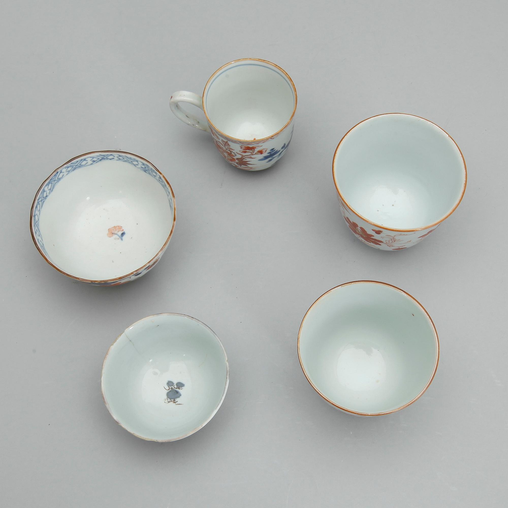 KOPPAR, 5 st, porslin, Kina, 1700-tal.