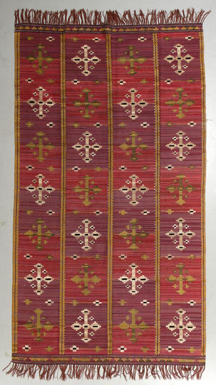 Märta Måås-Fjetterström,  a drape, "Violett Draperi" (with yellow), ca 260,5-263 x 147 cm, signed MMF.