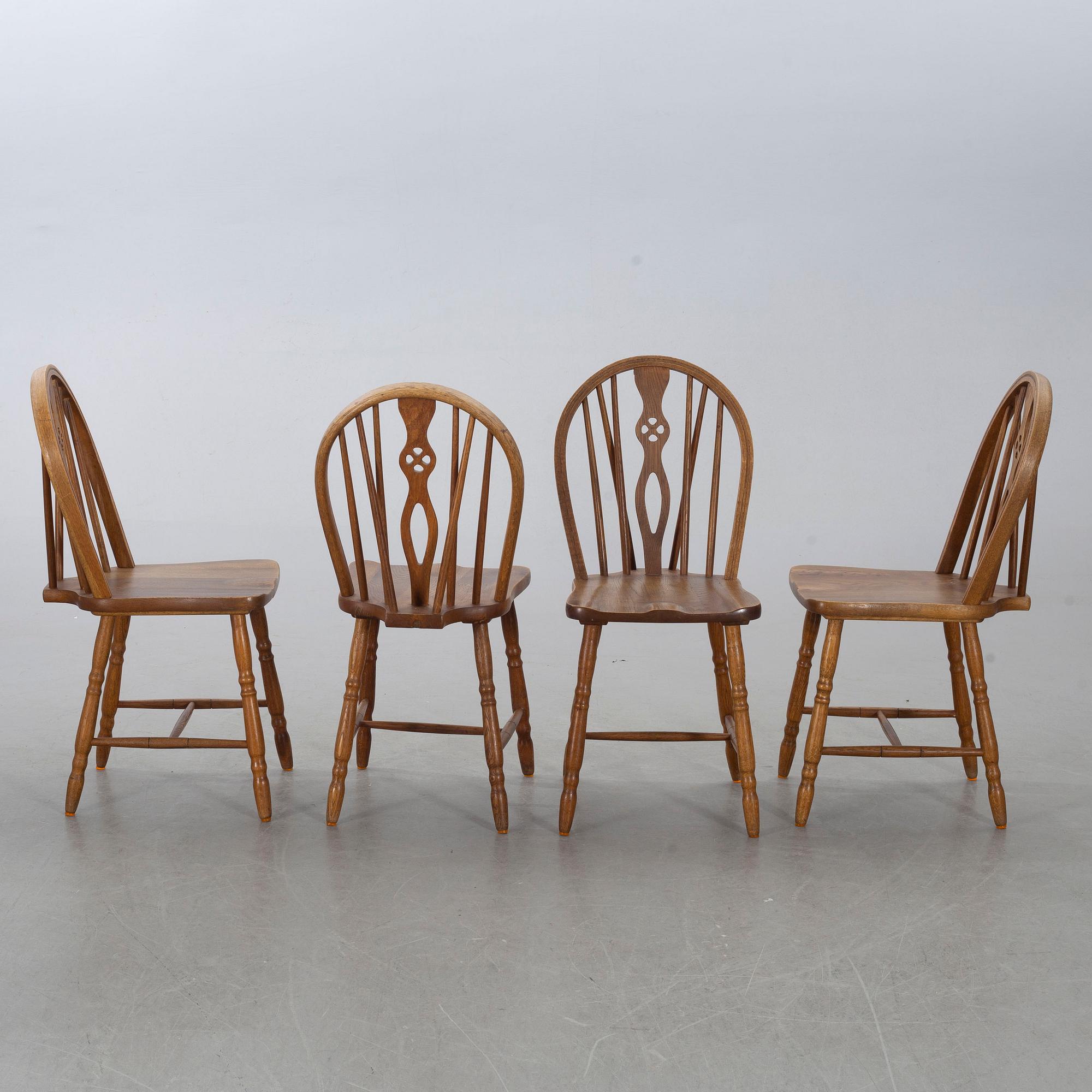 6 so called Windsor chairs, England, mid 20th century.