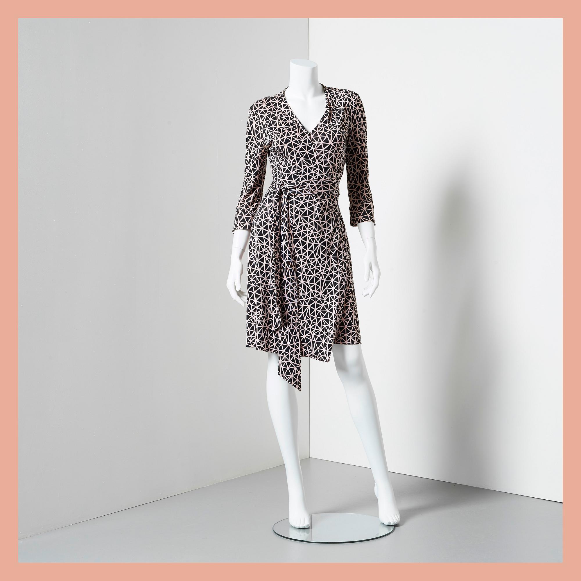 KLÄNNING, Diane von Furstenberg.