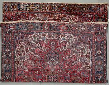 MATTA, semiantik/old Heris. Ca 391x300 cm.