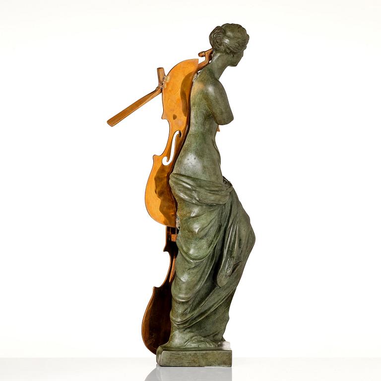 Arman (Armand Pierre Fernandez), "Venus et violoncelle".