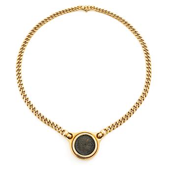 534. Bulgari a necklace "Monete" 18K gold with an ancient coin.