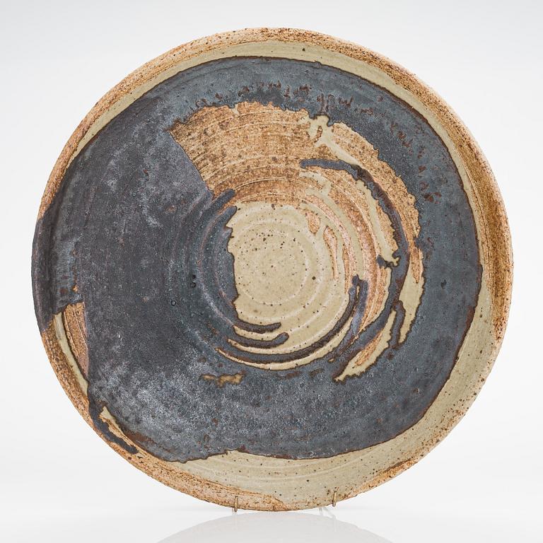 Annikki Hovisaari, a stoneware bowl signed AH Arabia.