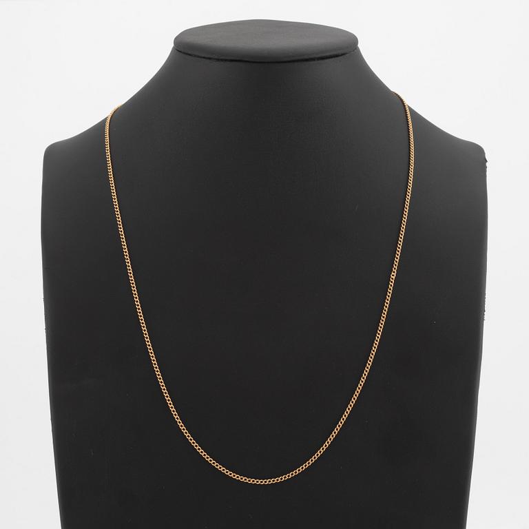 Gold chain 18K gold.