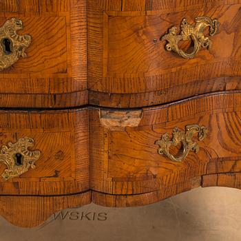 A late Baroque chest of drawers, first half of the 18th Century.