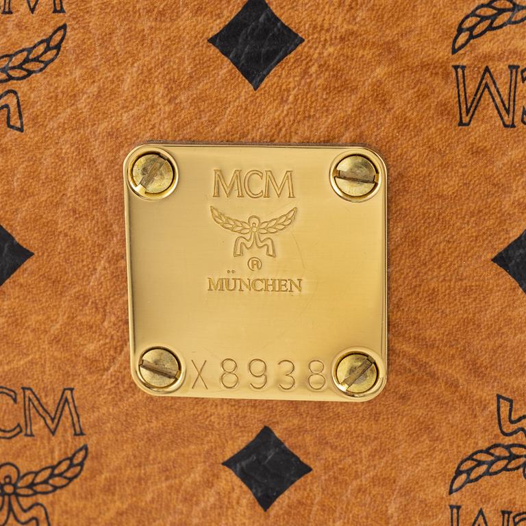 MCM, Weekendbag.
