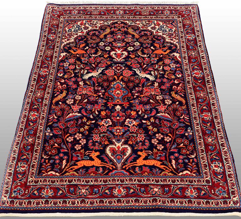 A rug, Figural Sarouk, around 150 x 100 cm.