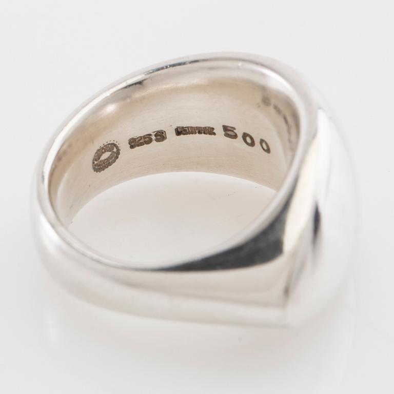 Regitze Overgaard, Ring "Zephyr" modell nr 500 sterlingsilver, Georg Jensen.