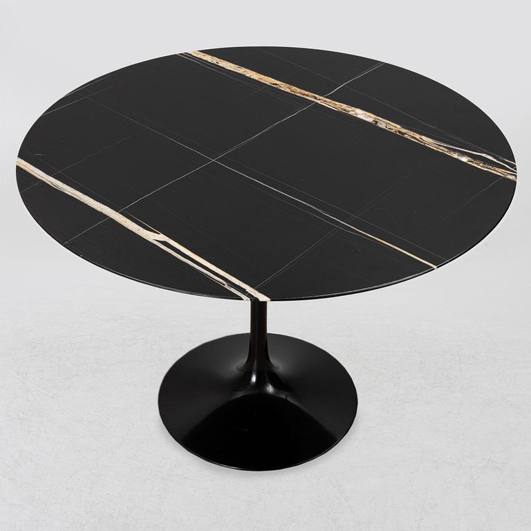 Eero Saarinen, dining table, "Tulip", Knoll Studio.