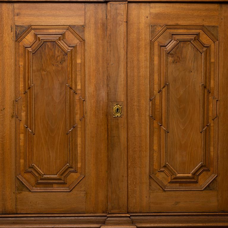 An 18th century Baroque cabinet.