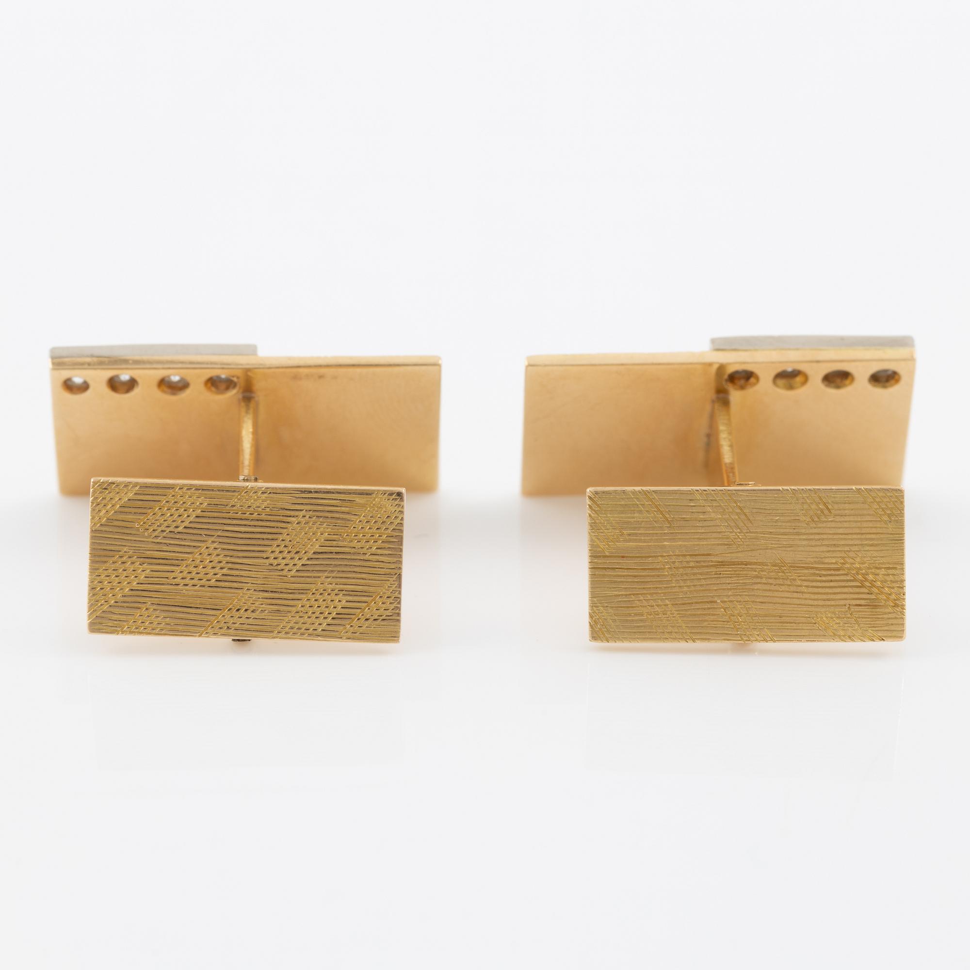 Cufflinks, a pair, 18K gold with brilliant-cut diamonds. 1970s.
