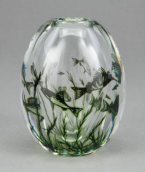VAS, glas, "Fiskgraal", Edward Hald, Orrefors, signerad.