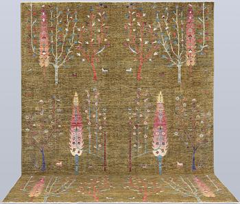Matta, Ziegler design, ca 330 x 246 cm.
