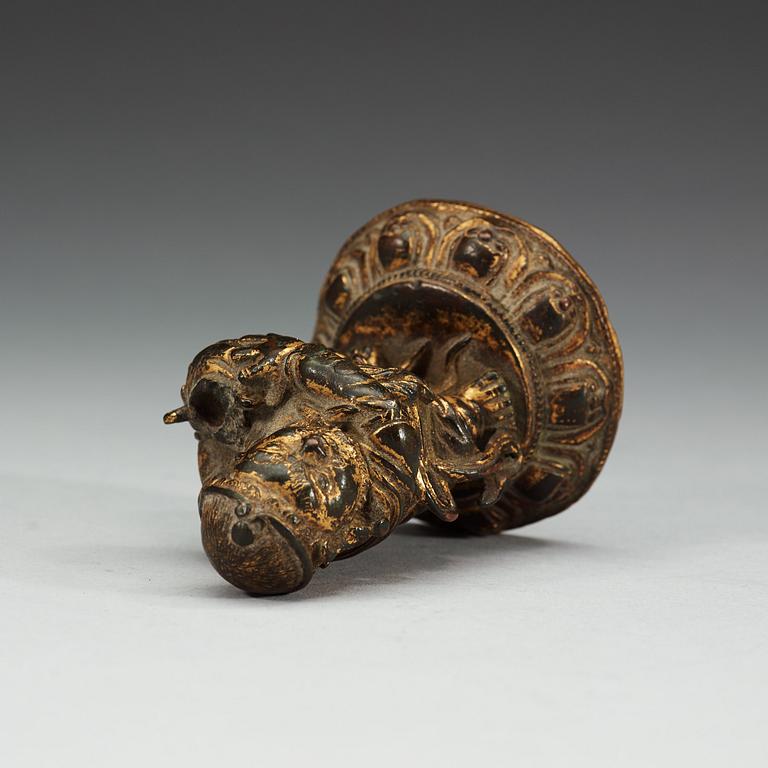 VÄKTARE, förgylld brons. Qing dynastin (1644-1912).