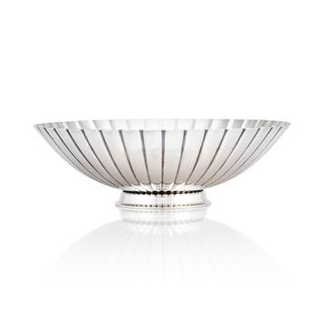 Sigvard Bernadotte, skål, "Jordbaerset / Jordgubbsskålen" Firma Georg Jensen, Köpenhamn 1945-77, design nr 856A, sterling.