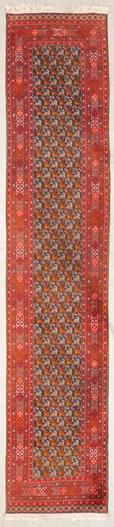 Matta Orientalisk galleri old ca 397x79 cm.