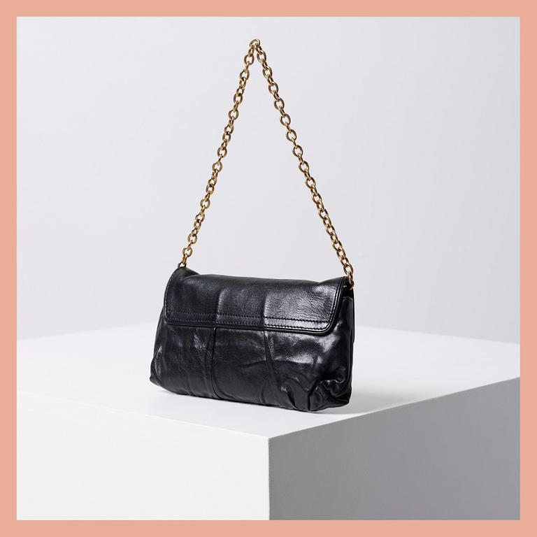 HANDBAG, Gucci.