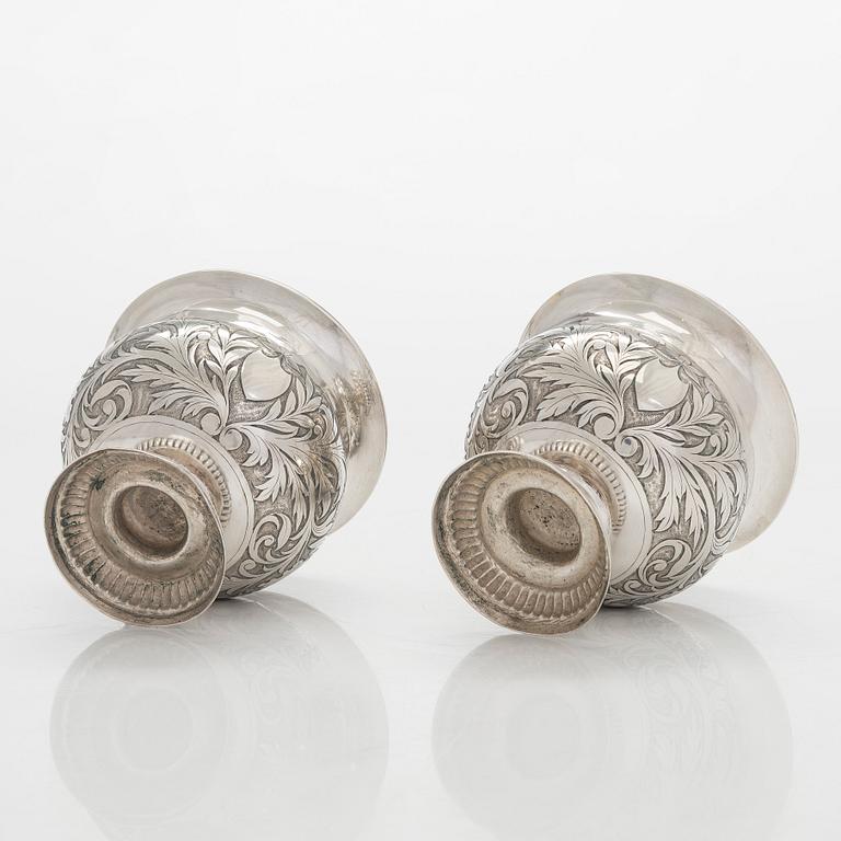 Kaffekoppar, ett par, silver och förgyllt silver (12L), sannolikt A F Bergmüller, Weissenfels, ca 1820. Empir.