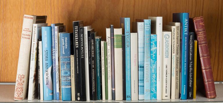 Louise Lybergs Konsthantverksbibliotek.