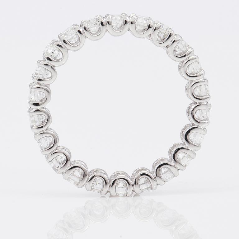 RING, briljantslipade diamanter totalt ca 2,30 ct.