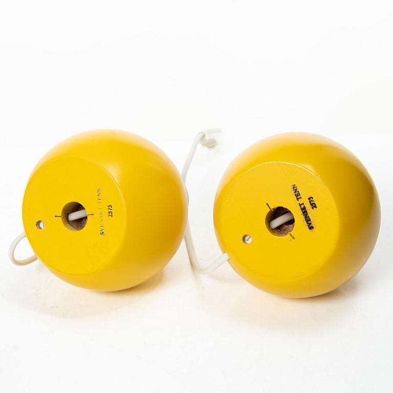 Josef Frank, a pair of model 2575 table lamps, Firma Svenskt Tenn.